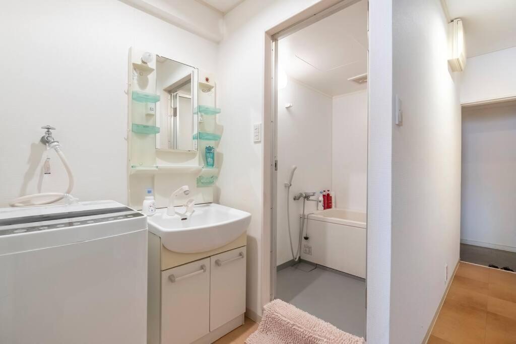 אוסקה ２ Beds. Comfortable . Dotonbori / Kuromon Market. מראה חיצוני תמונה